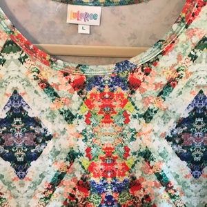 Lularoe NWT Irma Large! Bright for Spring!